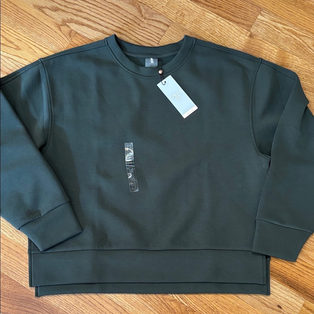 Elegant Forest Green Sweatshirt
